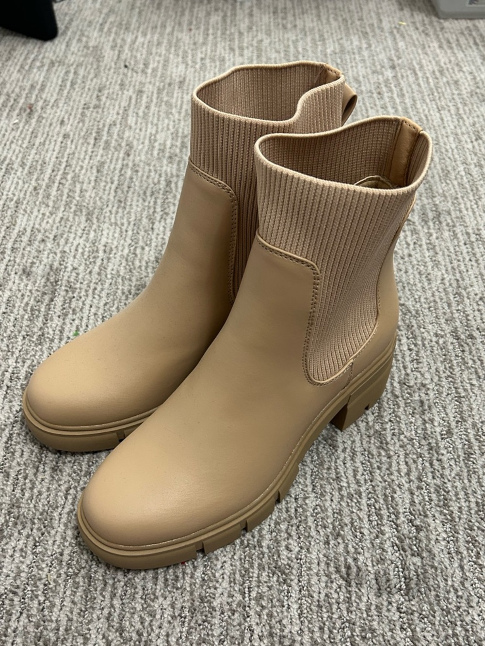 Chunky heel leather ankle boots